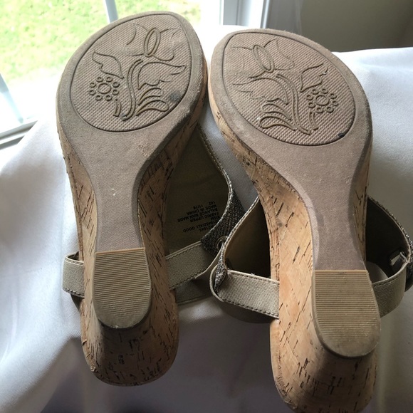 Sandals - Picture 5 of 6